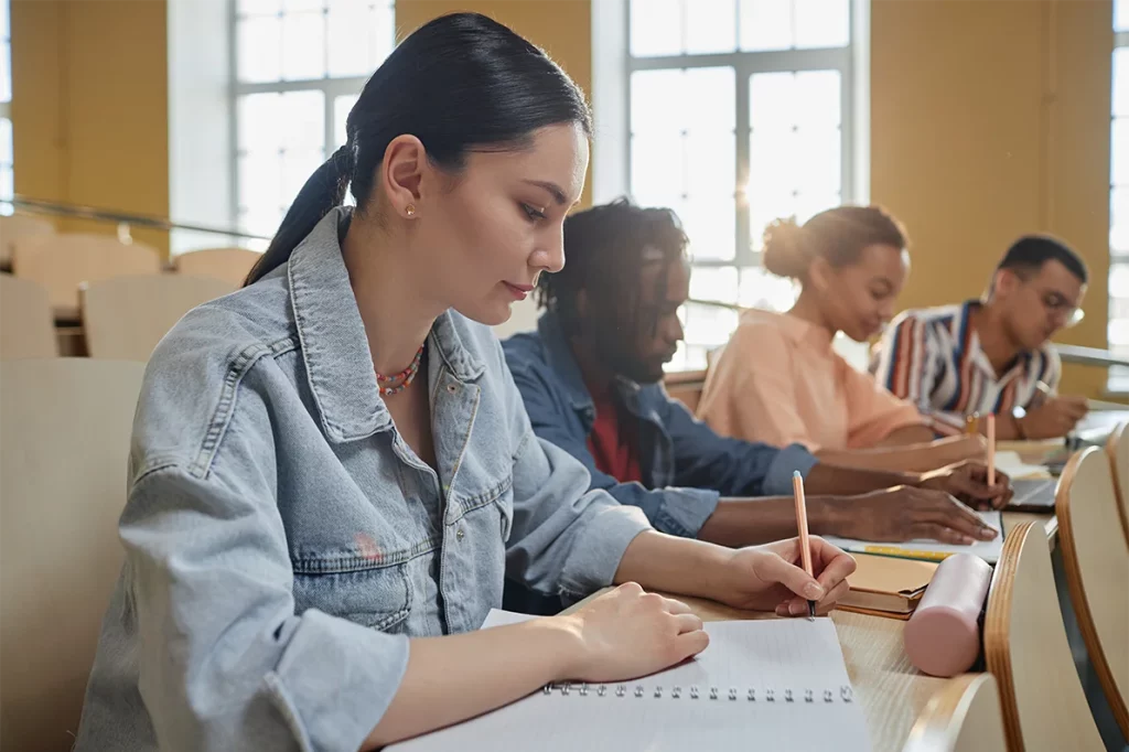 Étudier en France en anglais : une opportunité méconnue